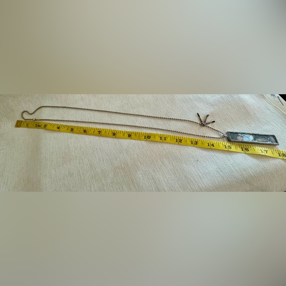 Vintage inspired long silver photo pendant. - Picture 10 of 10